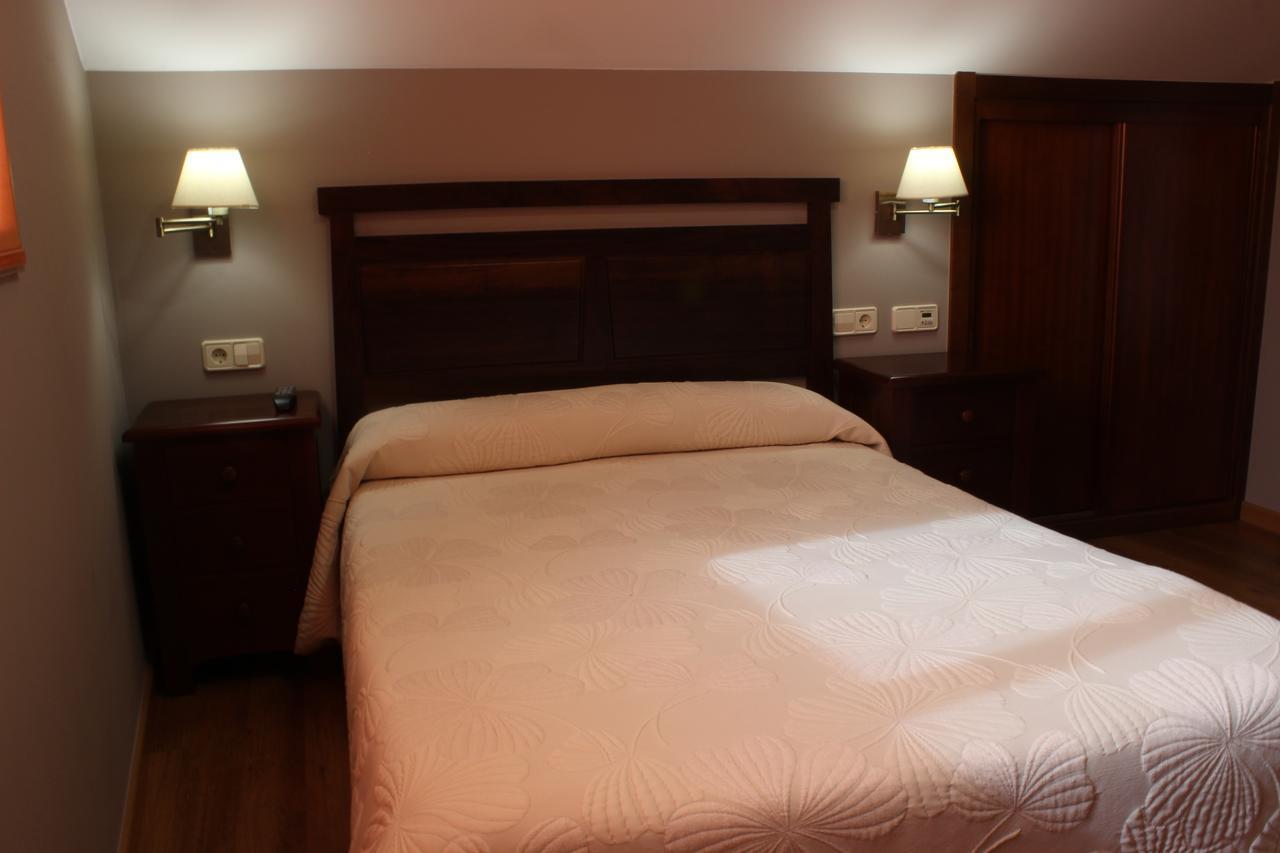 Apartamentos Río Sil Sober Quarto foto