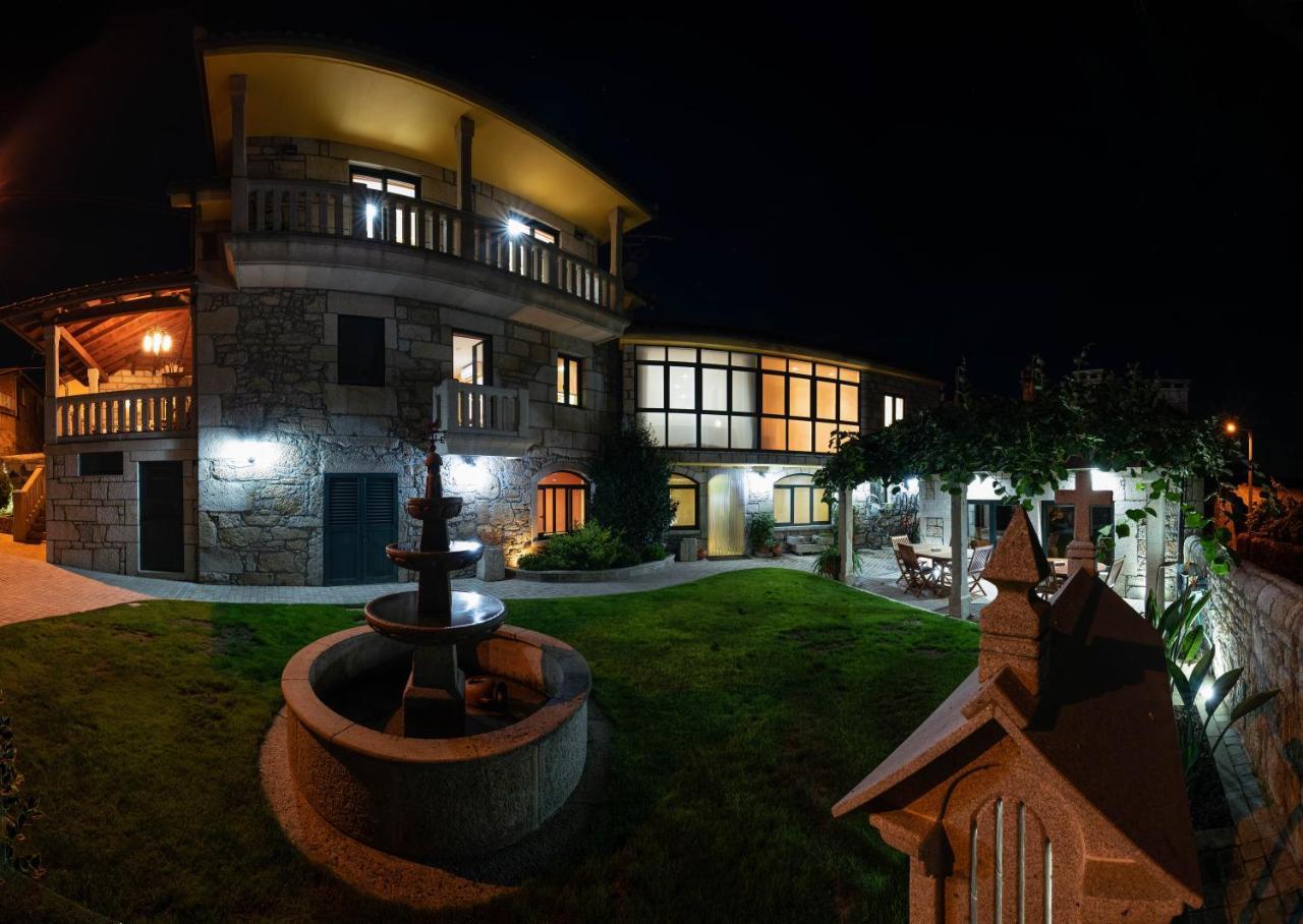 Apartamentos Río Sil Sober Exterior foto